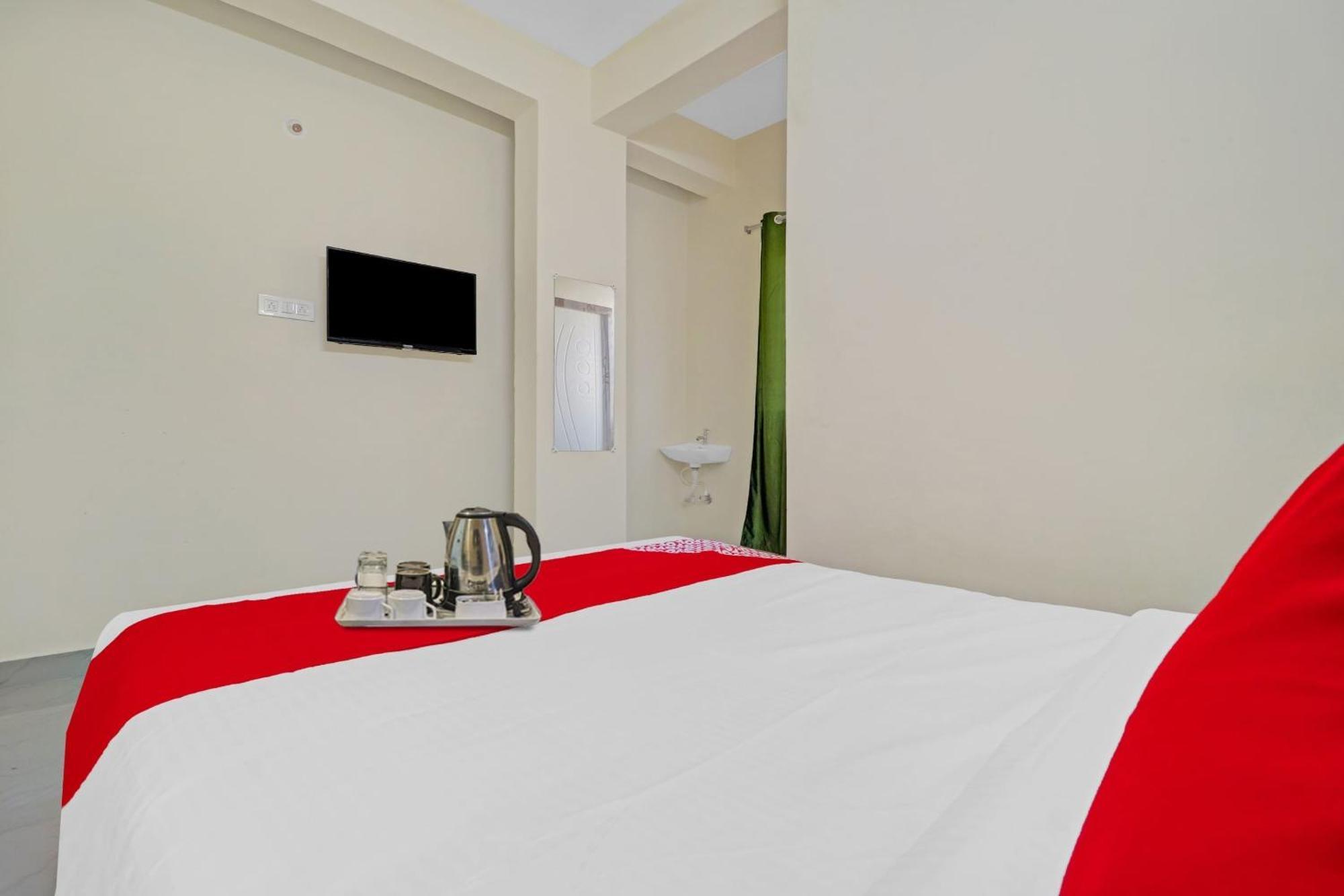 Super Collection O Elite Stay Near Habsiguda Metro Station Хайдарабад Экстерьер фото