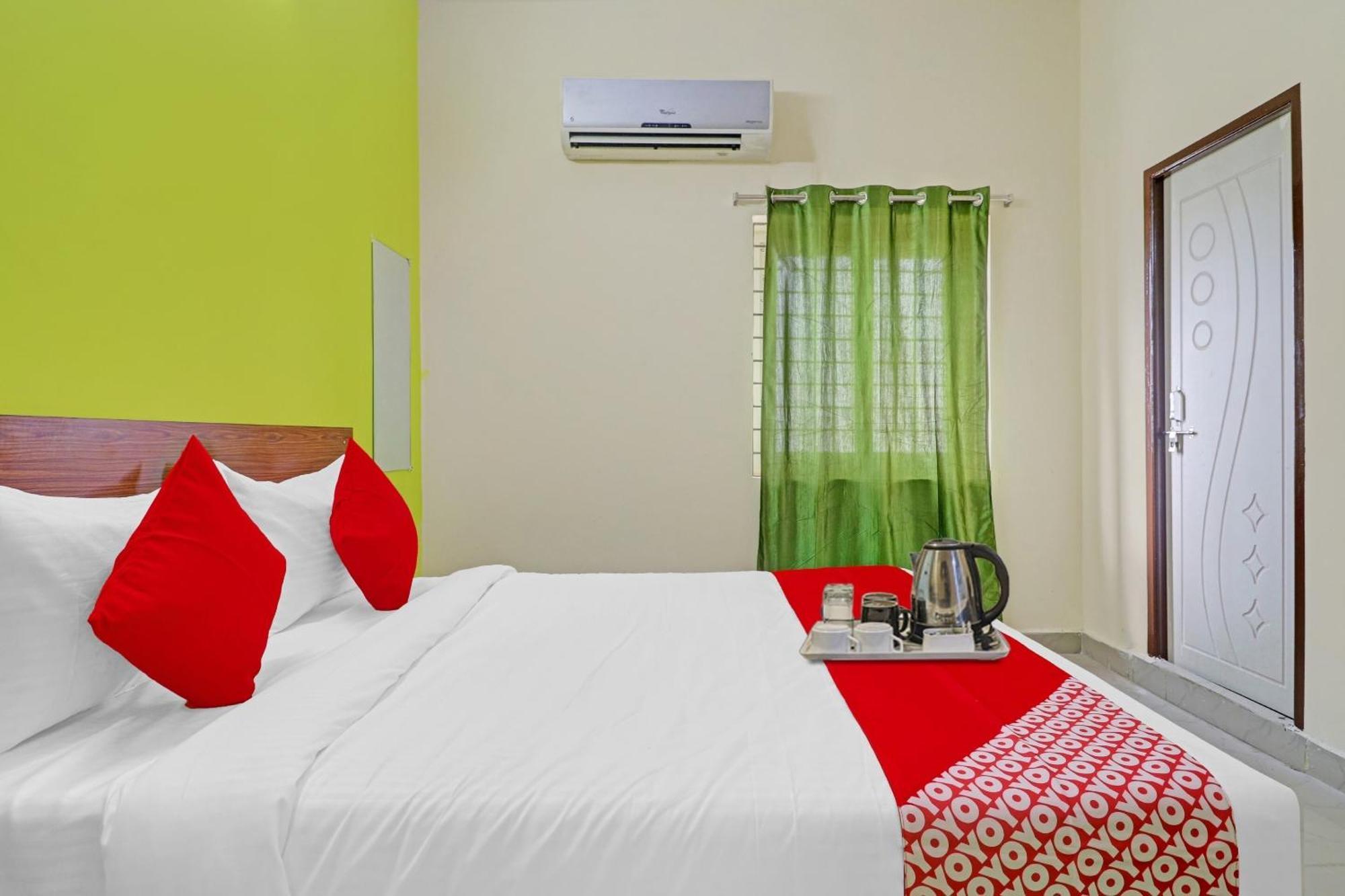 Super Collection O Elite Stay Near Habsiguda Metro Station Хайдарабад Экстерьер фото